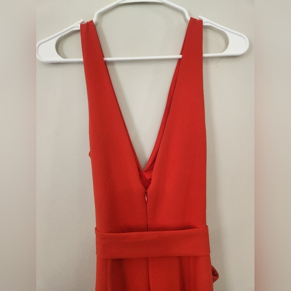 H:ours bright red belted deep v‎ neck jumpsuit with slit size small - Picture 3 of 7